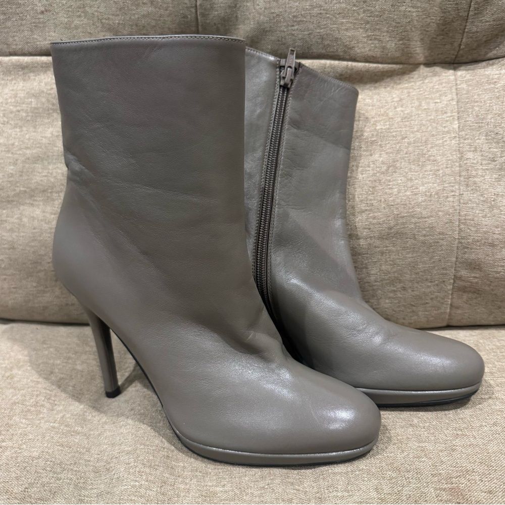 Stuart Weitzman Women's Ankle platform Boots 7.5